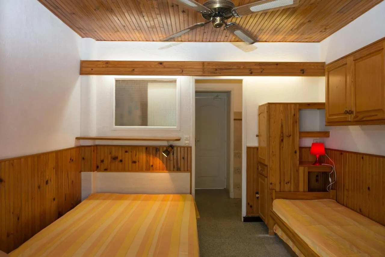 Le Surplage Hyères Motel