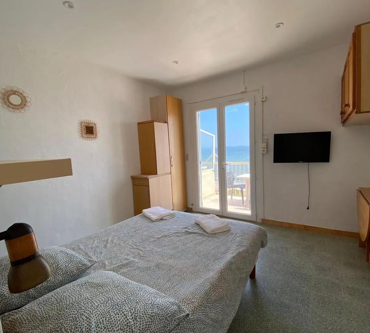 Le Surplage Hyères Motel