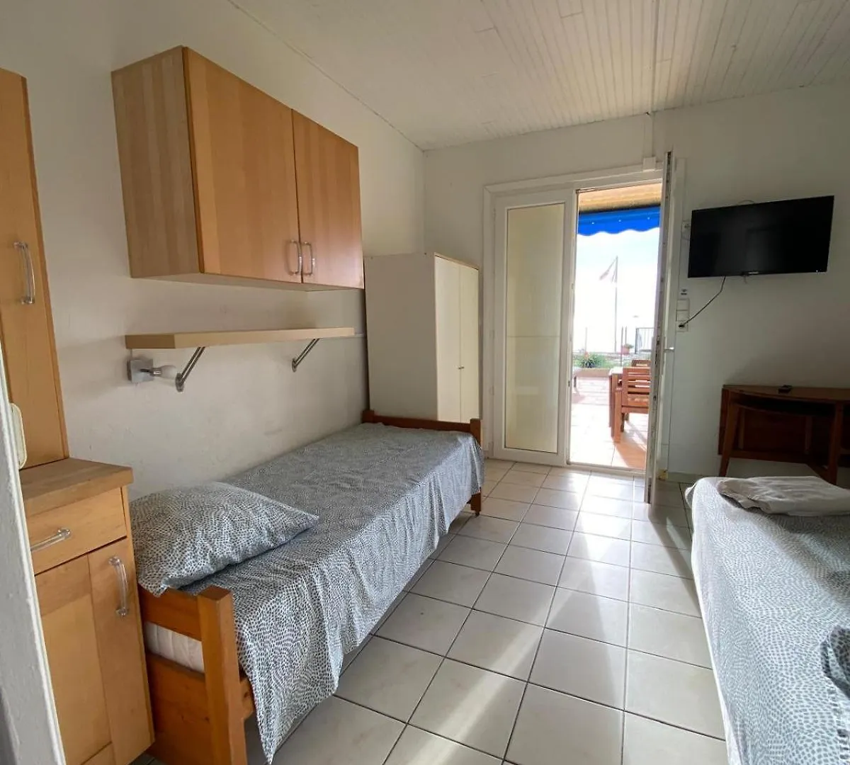 Le Surplage Hyères Motel