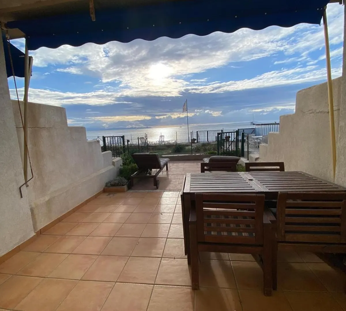 Motel Le Surplage Hyères